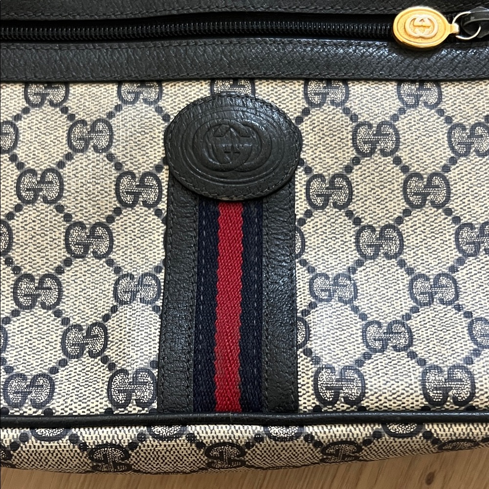 Vintage GG Navy Canvas Crossbody Camera Bag with Navy Strap and Navy-Red Web - Picture 3 of 12